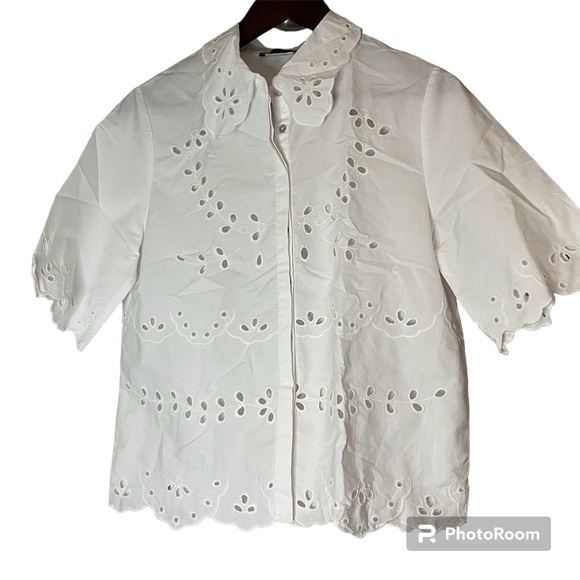 Saks Fifth Avenue Tops - SAKS FIFTH AVENUE Women’s Collared Eyelet Shirt White Size Medium